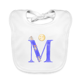Baby Lätzchen personalisiert – Bio-Baumwolle mit Buchstabe "M" 🌱🍼 - Weiß
