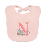 Baby Lätzchen personalisiert – Bio-Baumwolle mit Buchstabe "N" 🌱🍼 - Rose
